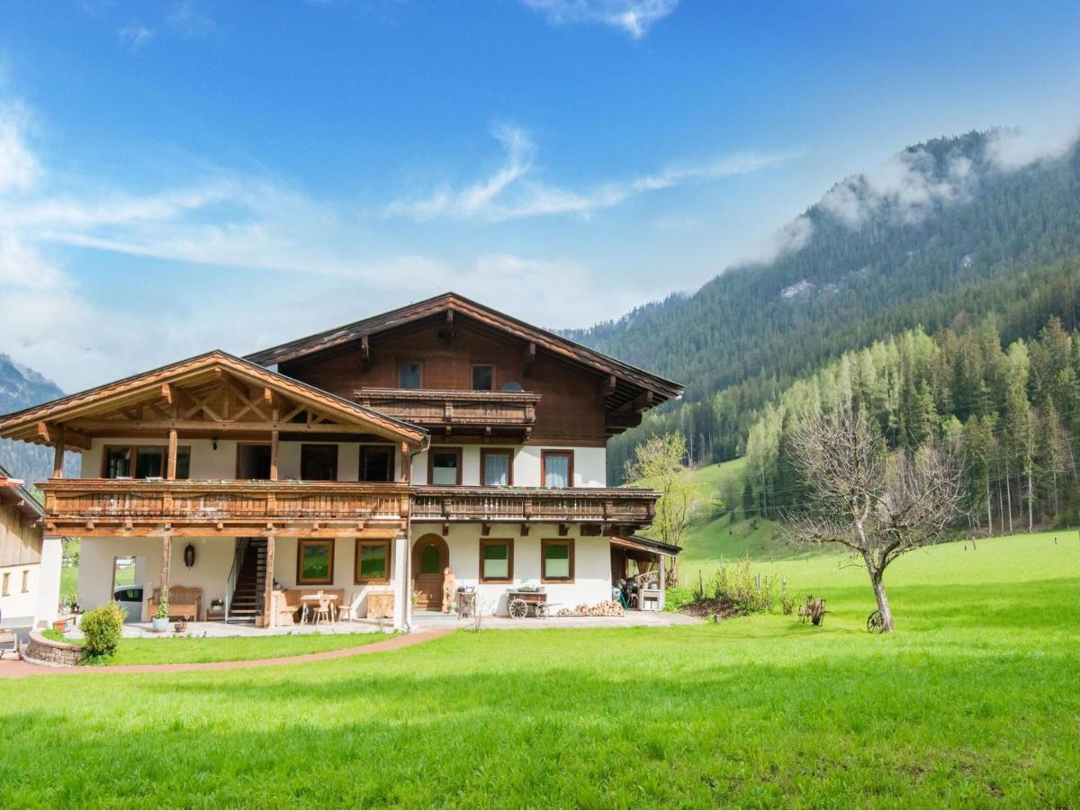 Apartment In Saalfelden Am Steinernen Meer Exterior photo